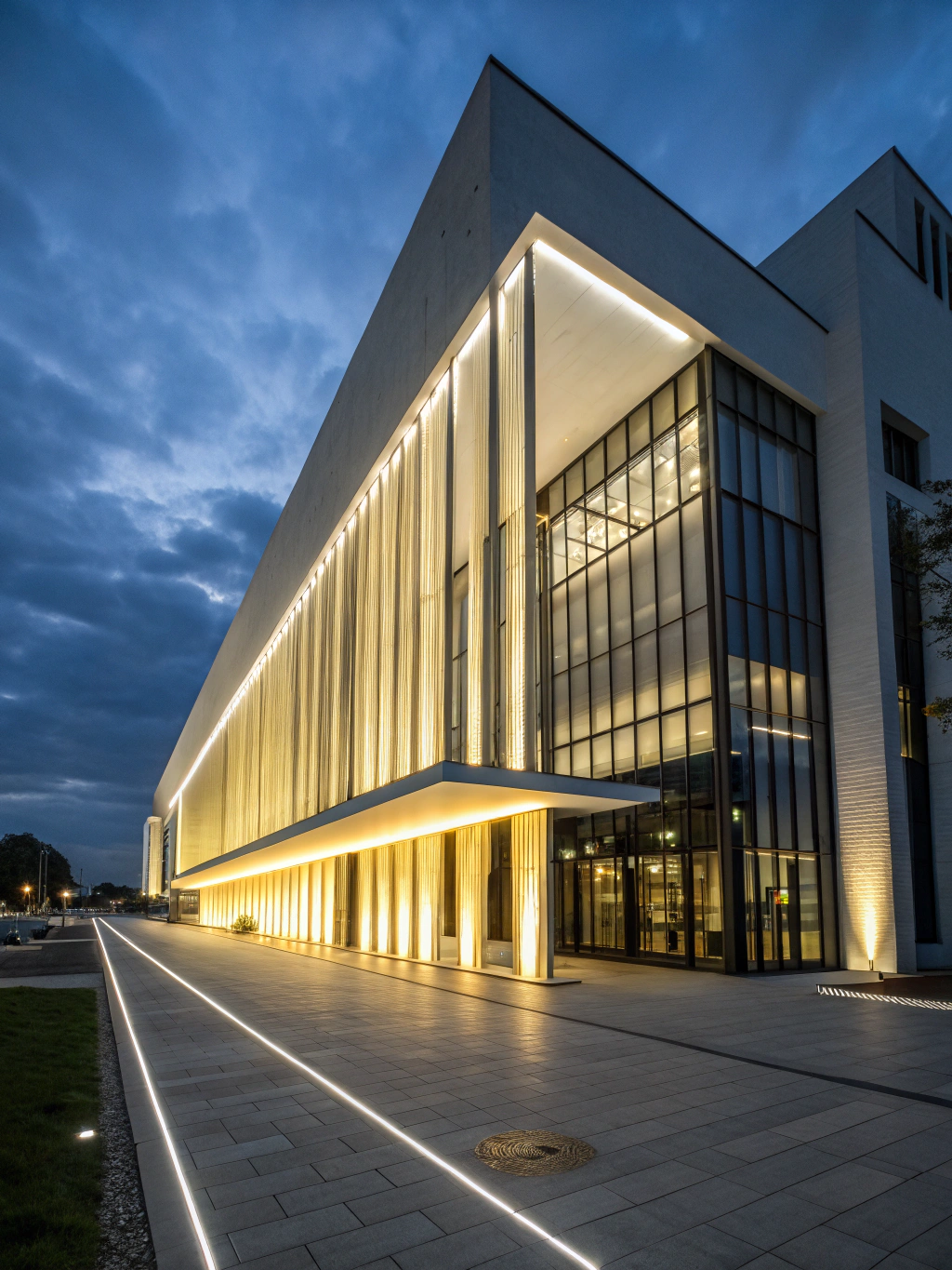 Modern facade lighting in Nashville